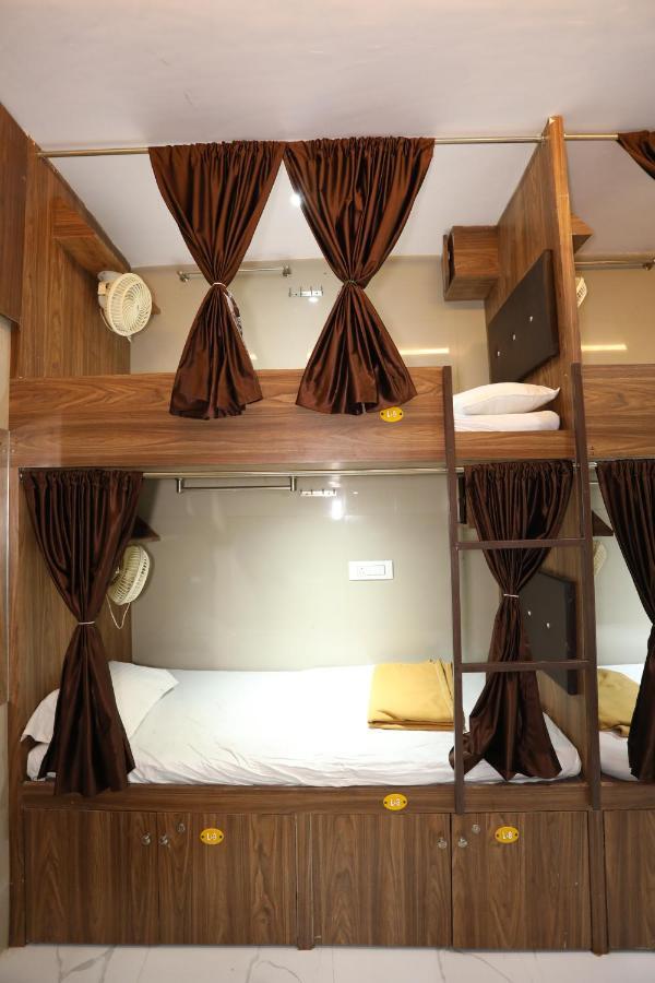 Mango Marol Dormitory Bombay Exterior foto