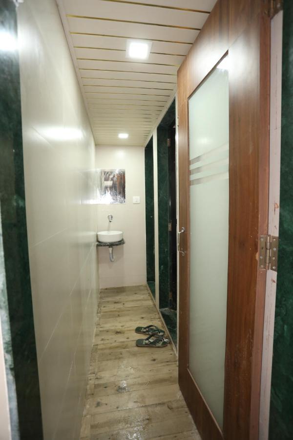 Mango Marol Dormitory Bombay Exterior foto